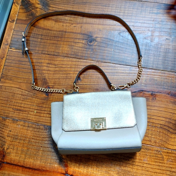 Michael Kors cross body - Picture 1 of 4